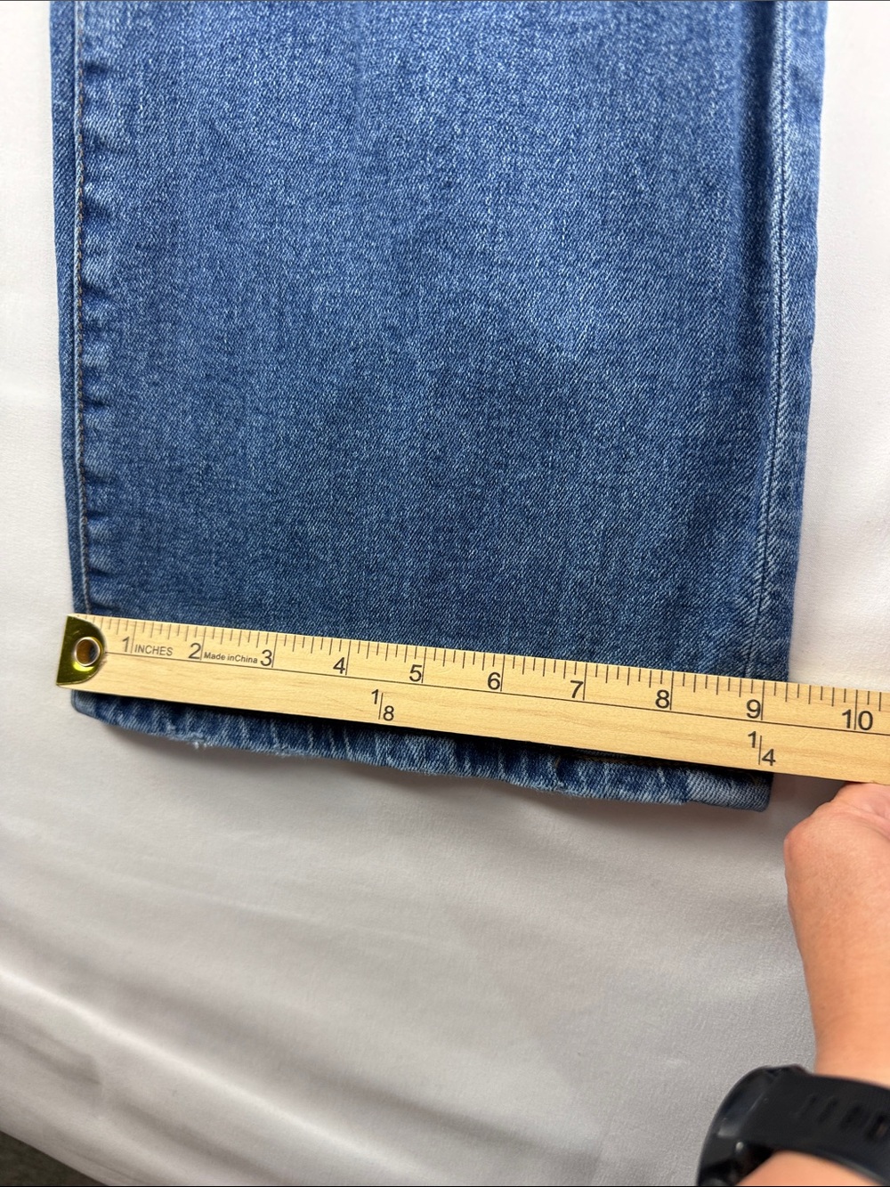 Kut from the Kloth Nadia Flare High Rise Distressed Jeans – Women's Size 6 - Picture 3 of 10